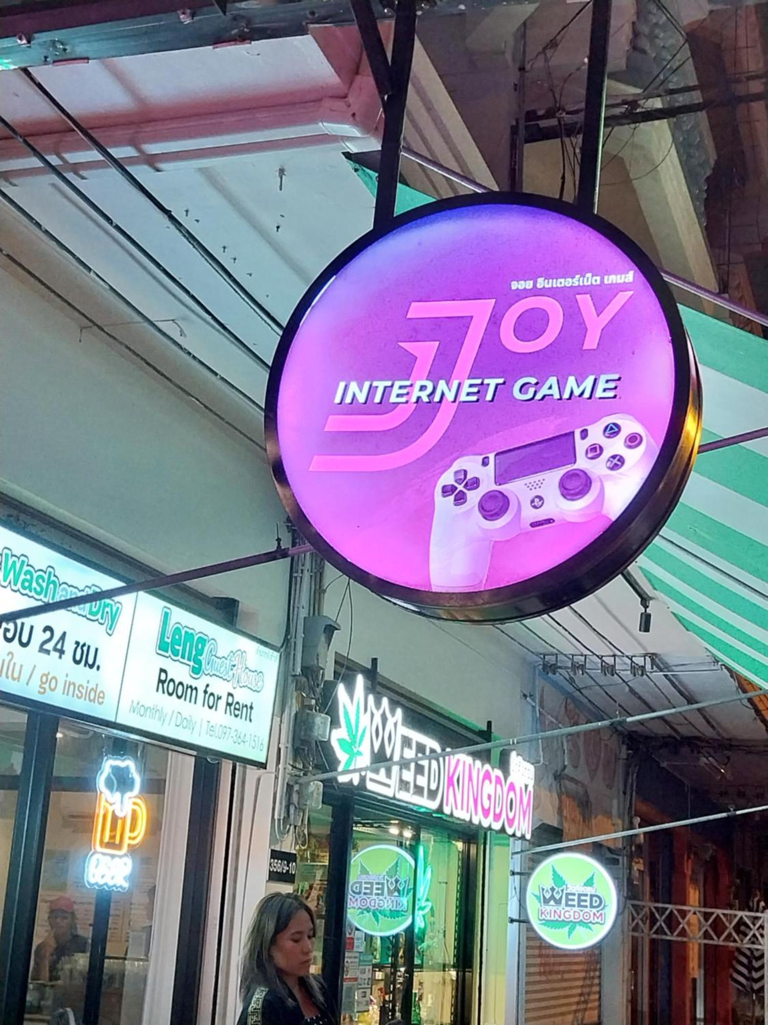Joy House Jomtien Beach Exteriör bild